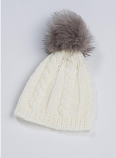 Ecru beanie with pompom