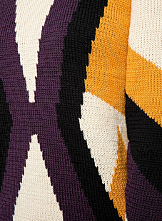 V neck intarsia sweater