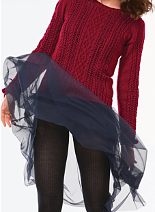 Round neck lace sweater