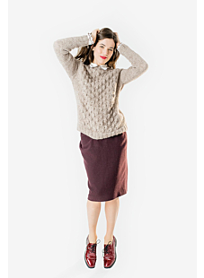 Round collar sweater