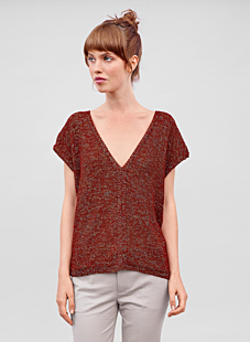 Sleeveless V-neck sweater