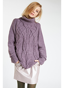 Cabled sweater with fancy collar