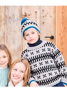 Intarsia hat with pompom