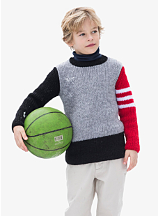 Round neck sweater