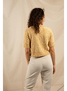 short sleeves sweater with round collar