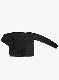 V neck sweater with astrakan yoke