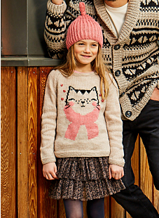 Sweater with cats head