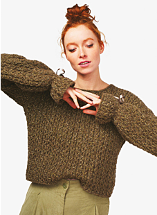 Sweater with removable collar