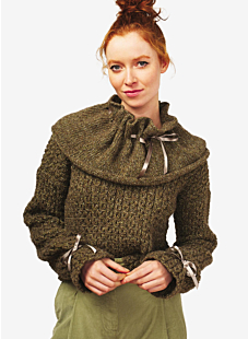 Sweater with removable collar