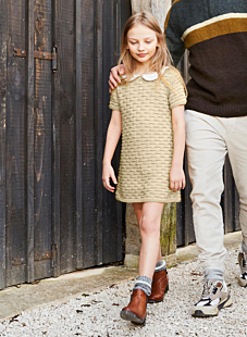 Dress with broderie anglaise collar