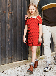 Dress with broderie anglaise collar