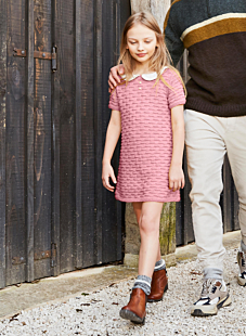 Dress with broderie anglaise collar