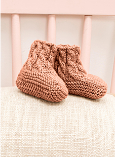 Cabled baby bootees