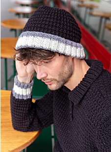 Hat with striped brim