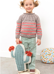 Yoke sweater with roll collar
