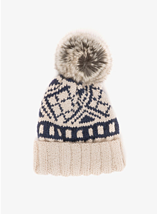 Intarsia hat with fur pompom