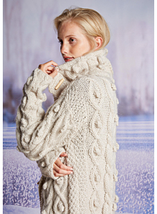 Chunky high-necked cable jacket