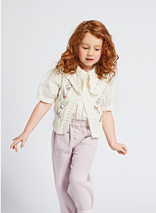 Cabled sleeveless cardigan