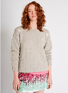 Sweater with round collar