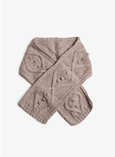 Cabled scarf