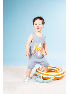 Romper suit with central pattern