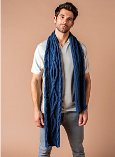 Cabled scarf