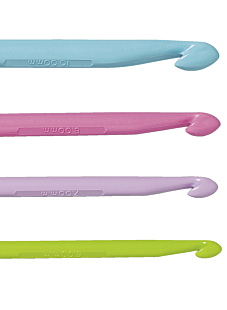 No-handle coloured plastic crochet hooks, 8 mm - 15 cm