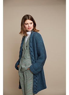 jacket with oversized cable