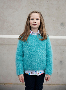 Round collar sweater
